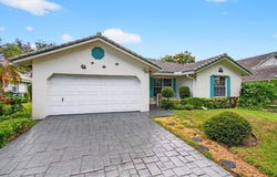 5372 Pine Circle, Coral Springs, FL 33067