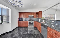 7618 NW 88th Cir, Tamarac, FL 33321