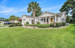 594 Woodholme Dr., Conway, SC 29526