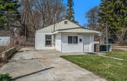 1941 Walcott Street, Saginaw, MI 48601