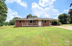 816 S Mills Gap Road, Hendersonville, NC 28792