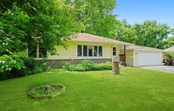 3009 Mary Lane, McHenry, IL 60050