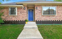 2405 Castle Street, Irving, TX 75038