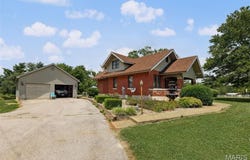 3090 Hanover Road, Waterloo, IL 62298