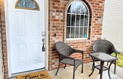 142 Hickory Ridge Drive, St Robert, MO 65584