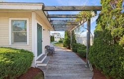 11 Railroad Ave, Salisbury, MA 01952