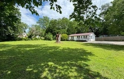 403 S Center Street, Grove, OK 74344