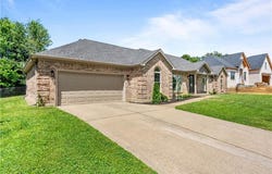 2305 Elk Pointe Boulevard, Jeffersonville, IN 47130
