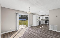 2122 SE Heathwood Circle, Port Saint Lucie, FL 34952