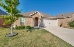3215 Texas Trail, Aubrey, TX 76227