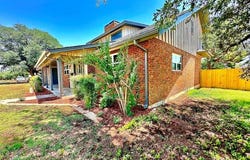 1506 Crescent Dr, Sweetwater, TX 79556