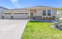 11789 W Soaring Hawk Dr, Star, ID 83669