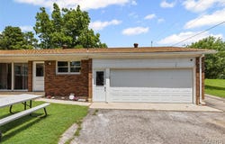 3 Noel Lane, Highland, IL 62249