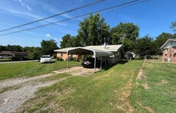 1201 18th Street, Ozark, AR 72949