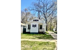 2818 Riordan Street, Muskegon Heights, MI 49444