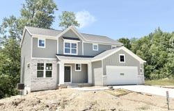 5850 Valley Point Drive SE, Caledonia, MI 49316