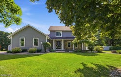 20 Orchard Drive, Queensbury, NY 12804