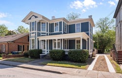 325 N Market Street, Washington, NC 27889