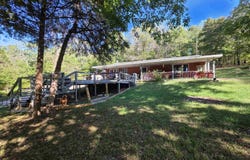 706 E Main Street, Hardy, AR 72542