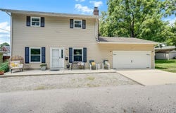 116 N Washington Street, Troy, IL 62294