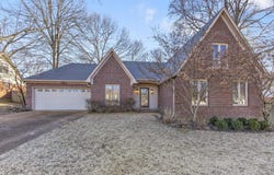 451 OLD OAK, Collierville, TN 38017