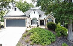 156 Bowdoin, Adairsville, GA 30103