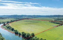 687 HUBBARD CREEK RD, Umpqua, OR 97486
