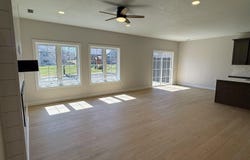 107 Stonebrook Ct., Clear Lake, IA 50428
