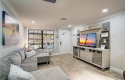 5322 Treetops Dr, NAPLES, FL 34113