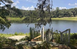128 Sunset Ln, Interlachen, FL 32148