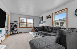 2415 N LOCUST Street, APPLETON, WI 54914-2137