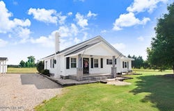 335 Willie Best Road, Mount Olive, NC 28365