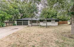 400 Joanna Drive, Hurst, TX 76053