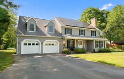5 Allyn Lane, Ledyard, CT 06335