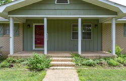 2801 CLYBURNE STREET, HUEYTOWN, AL 35023