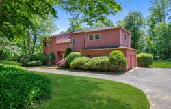 244 Store Hill Road, Old Westbury, NY 11568