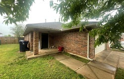 1604 W Palm Place, Oklahoma City, OK 73128