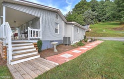 21516 Benhams Road, Bristol, VA 24202