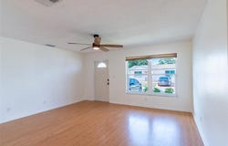 4714 NW 44th St, Tamarac, FL 33319