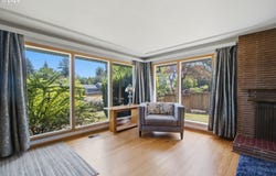 755 NW Overlook Ave, Gresham, OR 97030