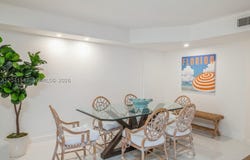 6423 Collins Ave, Miami Beach, FL 33141