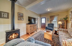 202 S 4th St, Westcliffe, CO 81252