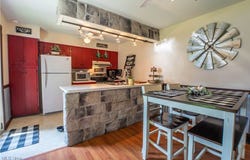 369 Big Bend Circle, Barberton, OH 44203