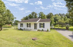 31 Windy Cove Lane, Stanton, KY 40380