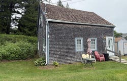 48 Old County Road, Rockland, ME 04841