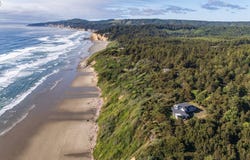 88677 WHITING LN, Bandon, OR 97411