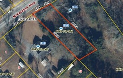 1303 McCormick Hwy, Greenwood, SC 29649