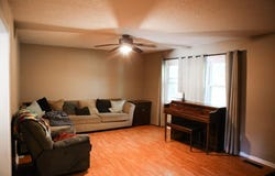130 Laurel Lane, PARIS, TN 38242