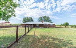 372 Fm 2744, Sweetwater, TX 79556