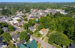 8121 MAPLE AVENUE, GARRETTSVILLE, OH 44231
